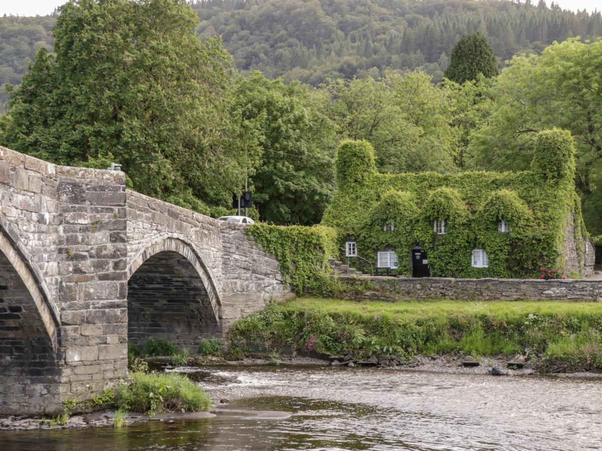 Arwel Holiday home Capel Garmon
